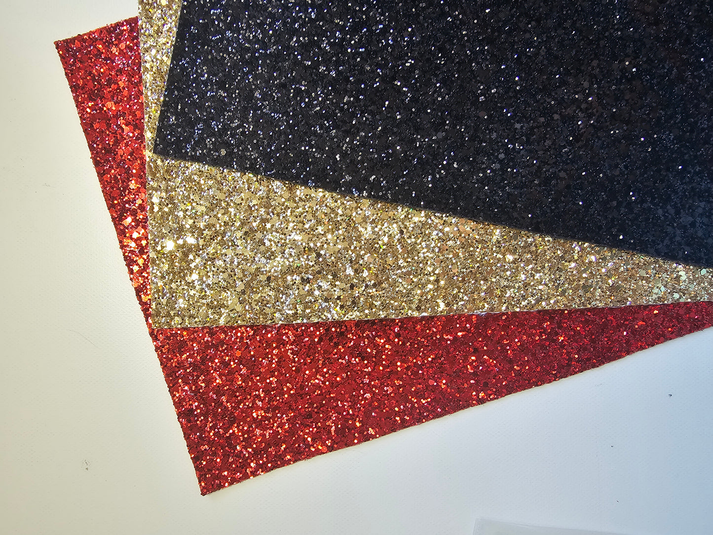 Black Red Gold Pack